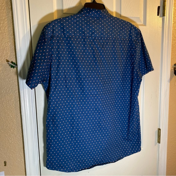 Molokai Surf Mens L LARGE Button Down Shirt Hawaiian Beach GEOMETRIC Party Fun - Picture 4 of 8